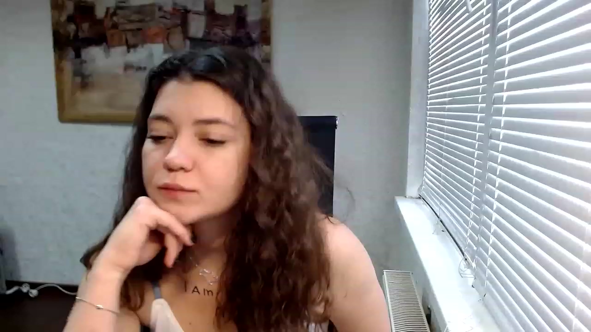 Gallery image thumbnail from SweetArinaA's myfreecams stream on, 11/15/2022, 10:02 image 4 of 20