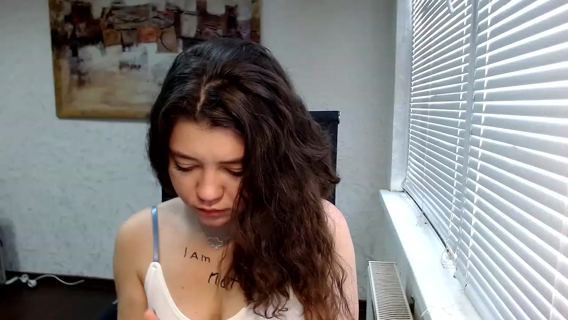 Gallery image thumbnail from SweetArinaA's myfreecams stream on, 11/15/2022, 10:02 image 18 of 20