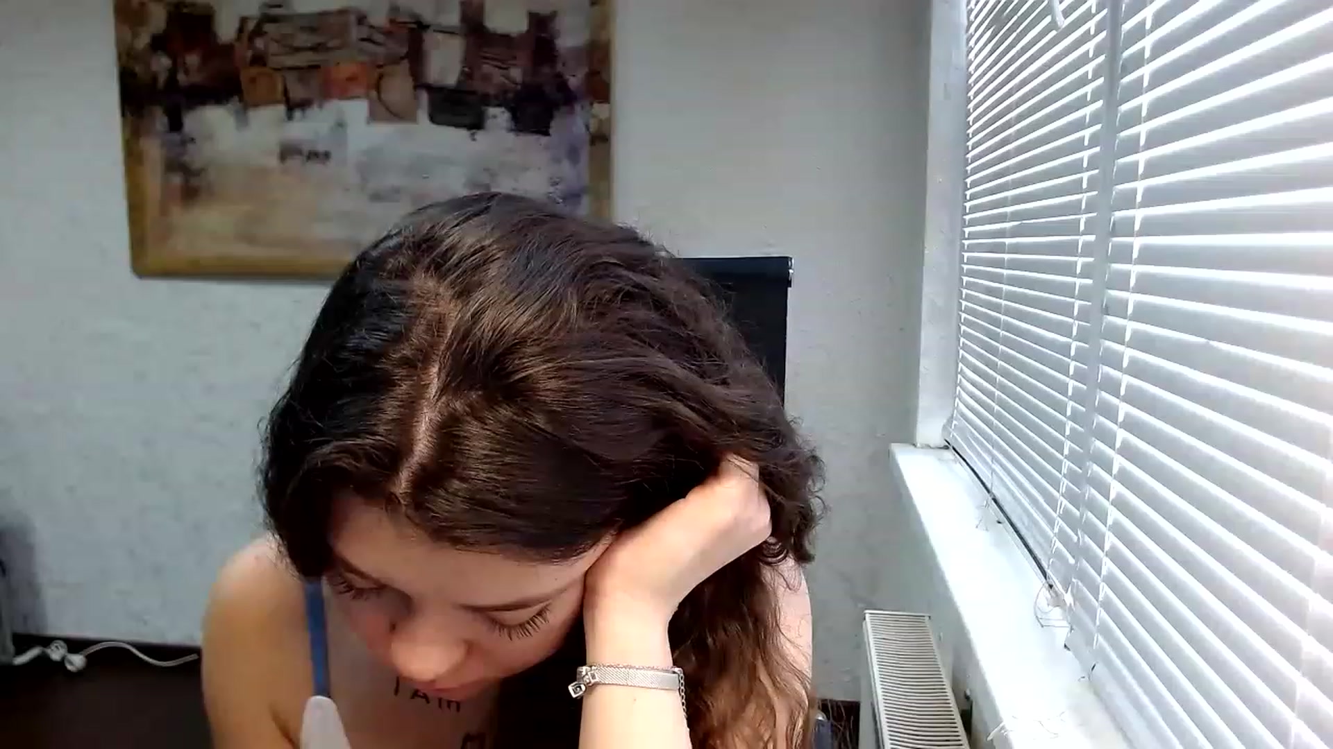 Gallery image thumbnail from SweetArinaA's myfreecams stream on, 11/15/2022, 10:02 image 19 of 20