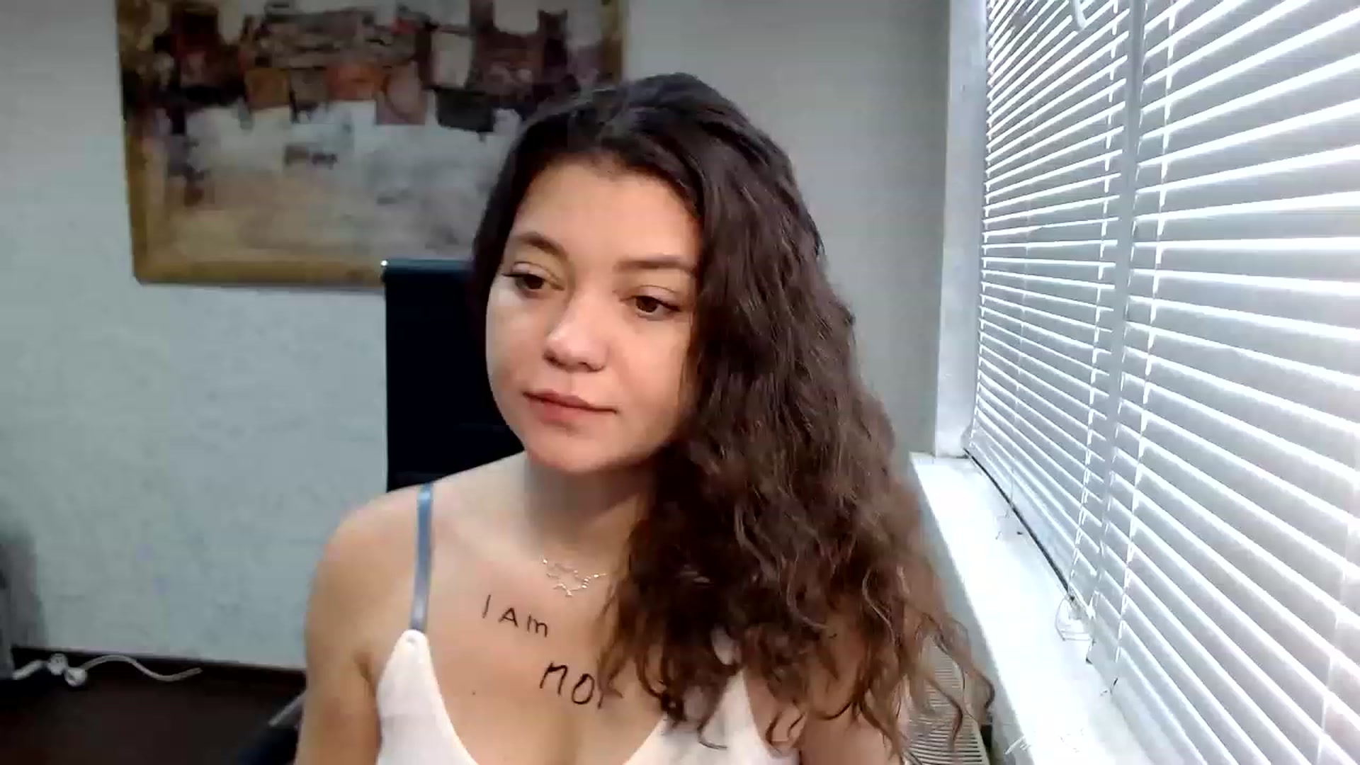Gallery image thumbnail from SweetArinaA's myfreecams stream on, 11/15/2022, 10:02 image 17 of 20