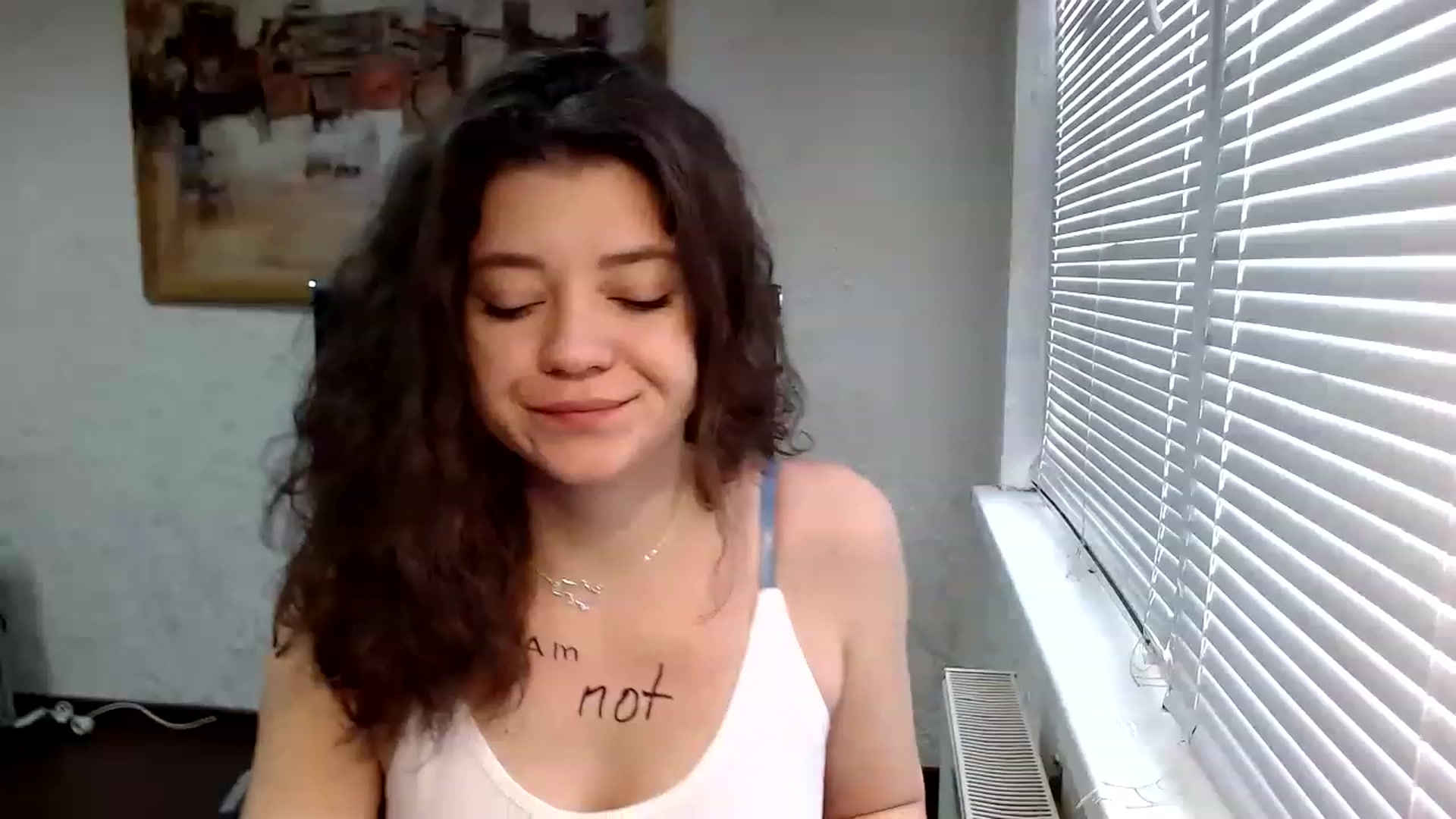 Gallery image thumbnail from SweetArinaA's myfreecams stream on, 11/15/2022, 10:02 image 15 of 20