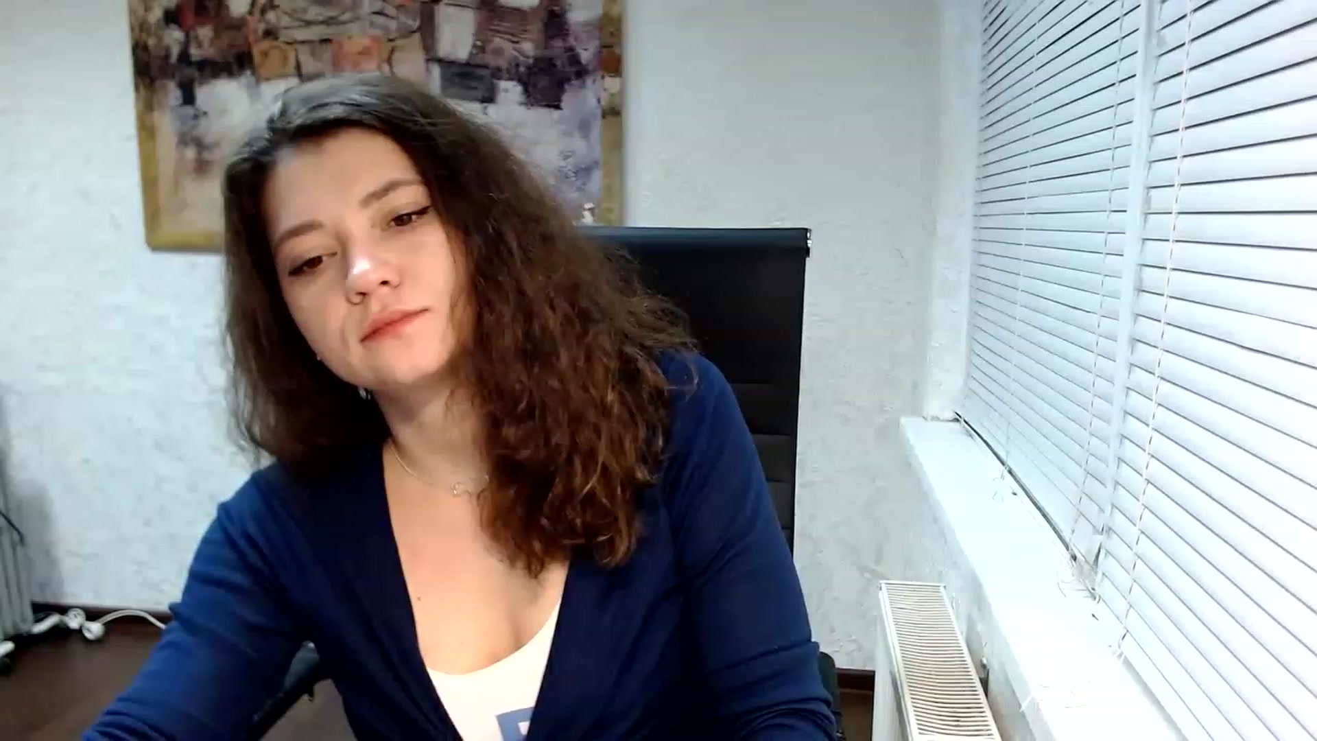 Gallery image thumbnail from SweetArinaA's myfreecams stream on, 11/15/2022, 18:36 image 18 of 20