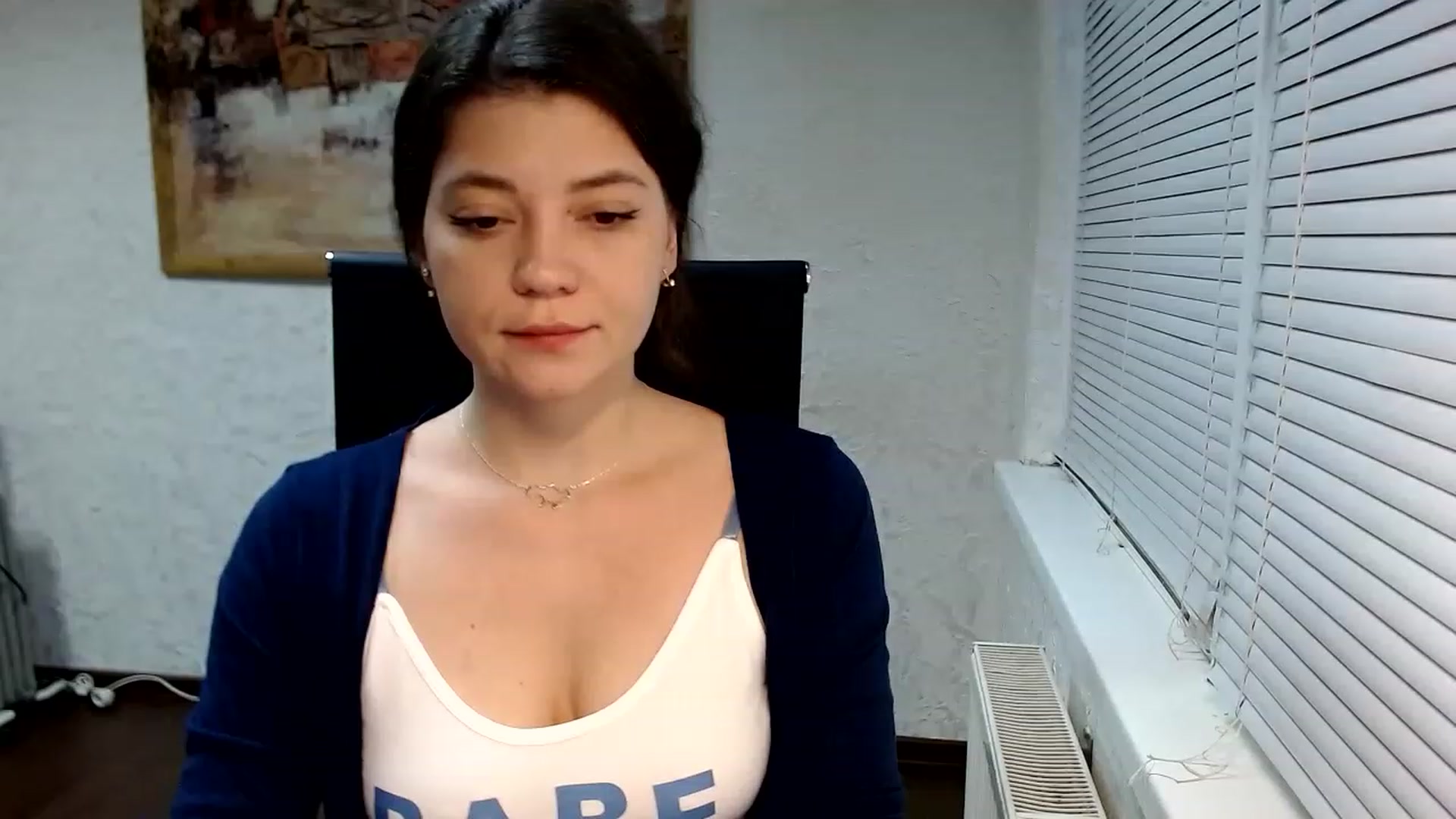Gallery image thumbnail from SweetArinaA's myfreecams stream on, 11/15/2022, 18:36 image 6 of 20