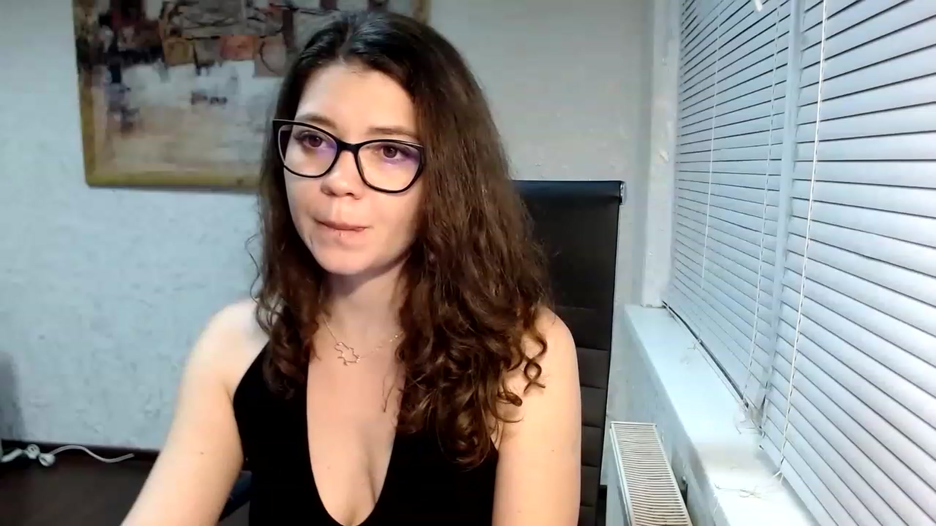 Gallery image thumbnail from SweetArinaA's myfreecams stream on, 11/19/2022, 17:59 image 8 of 20