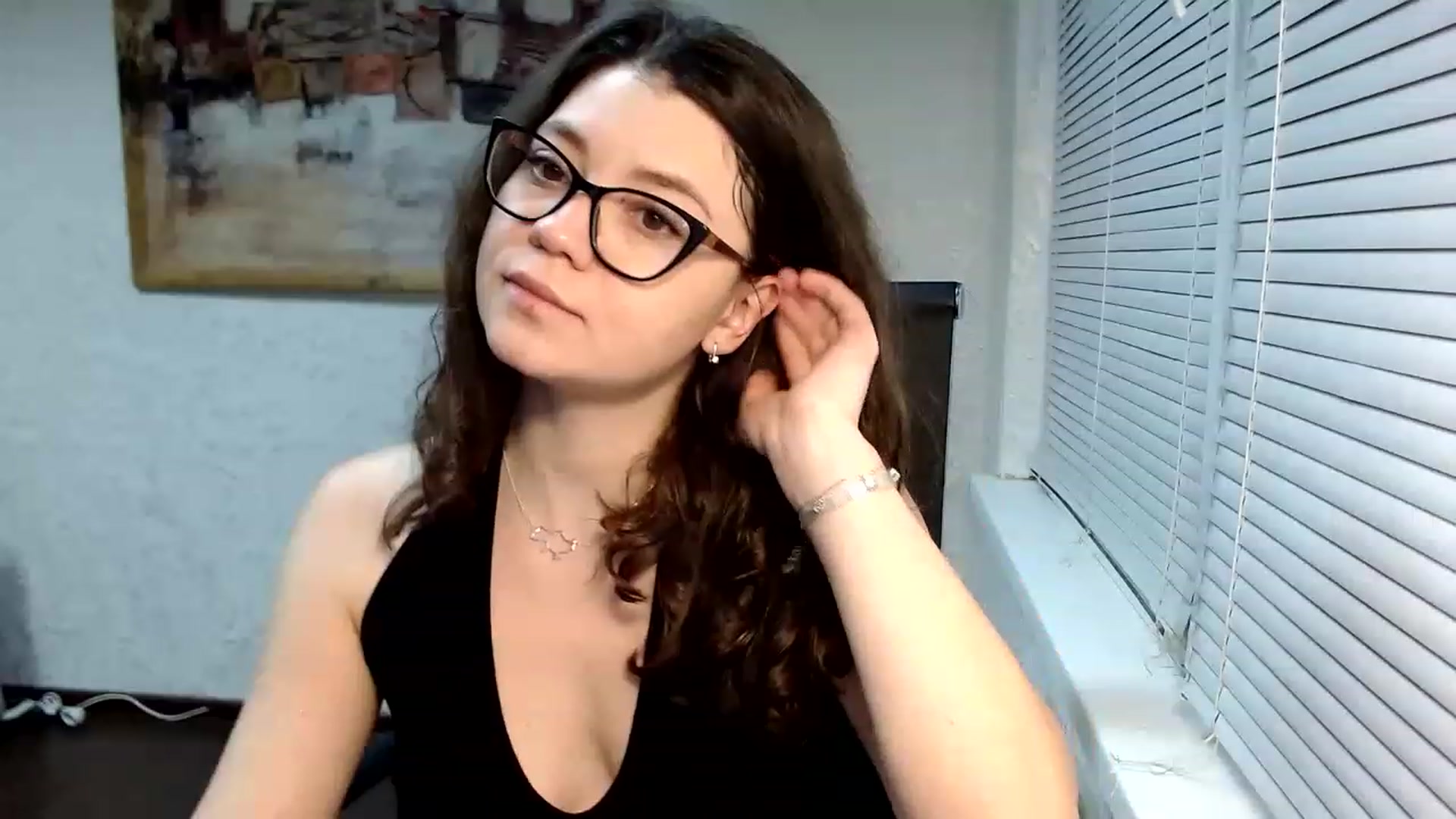 Gallery image thumbnail from SweetArinaA's myfreecams stream on, 11/19/2022, 17:59 image 4 of 20