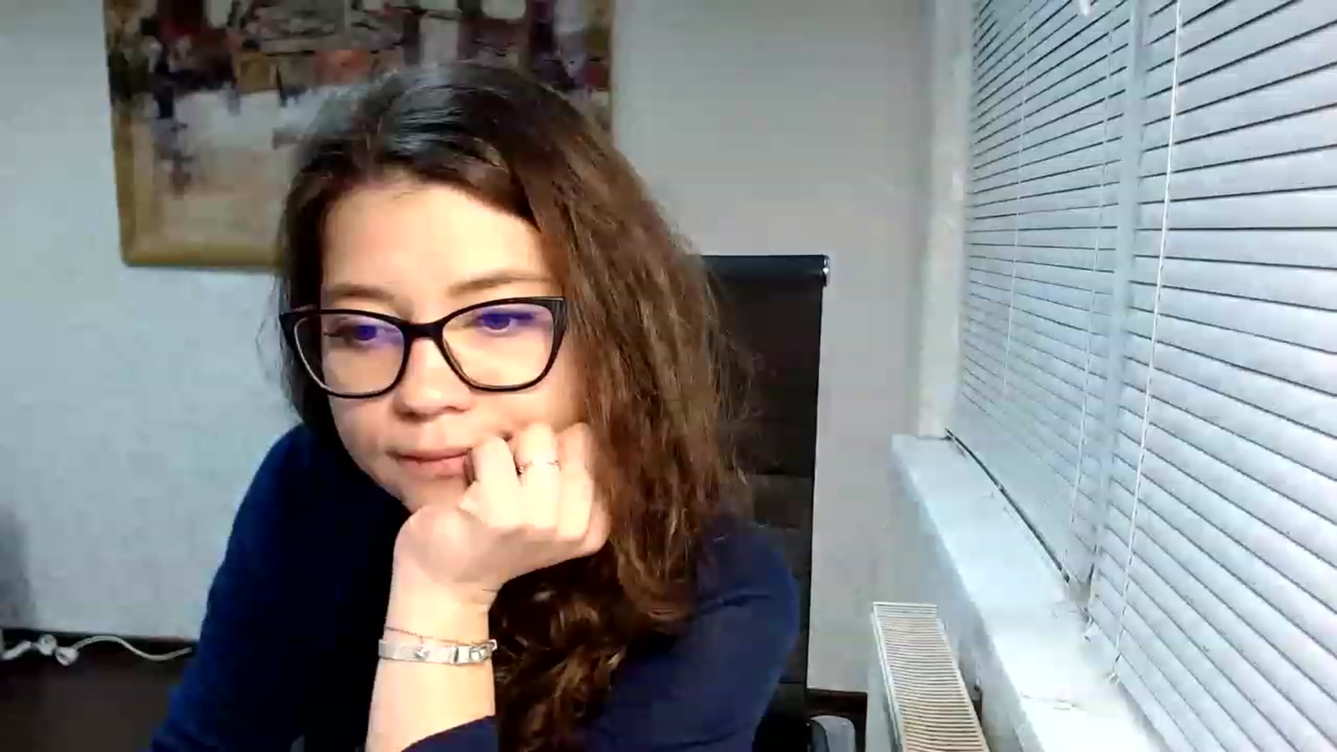Gallery image thumbnail from SweetArinaA's myfreecams stream on, 11/19/2022, 17:59 image 11 of 20