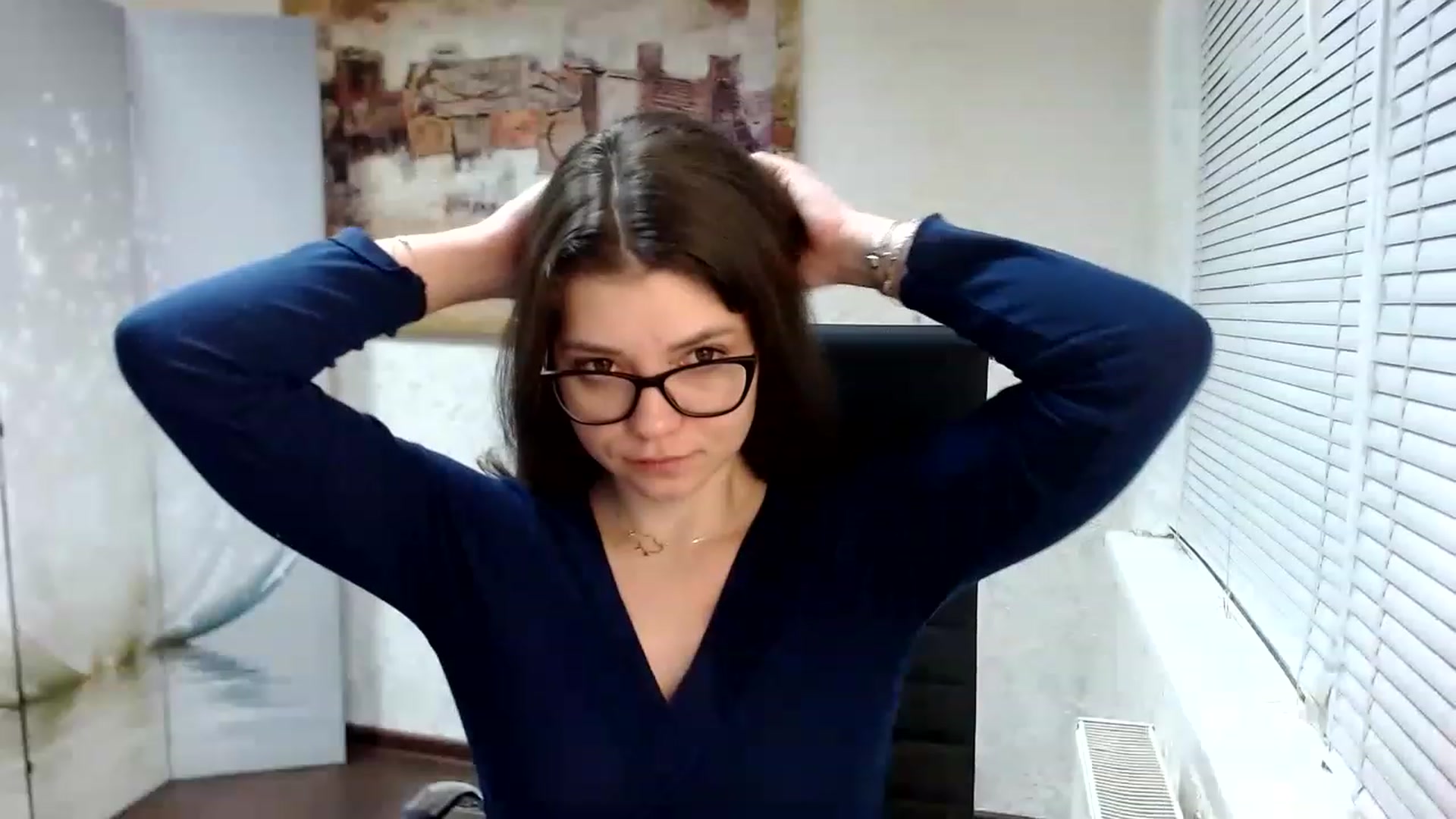 Gallery image thumbnail from SweetArinaA's myfreecams stream on, 01/07/2023, 20:27 image 15 of 20