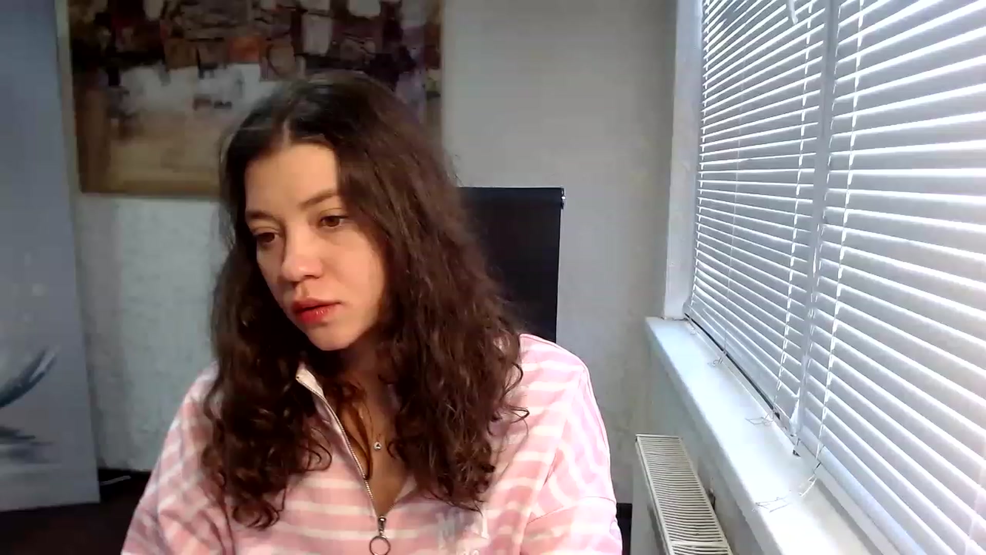 Gallery image thumbnail from SweetArinaA's myfreecams stream on, 03/19/2023, 12:00 image 11 of 20