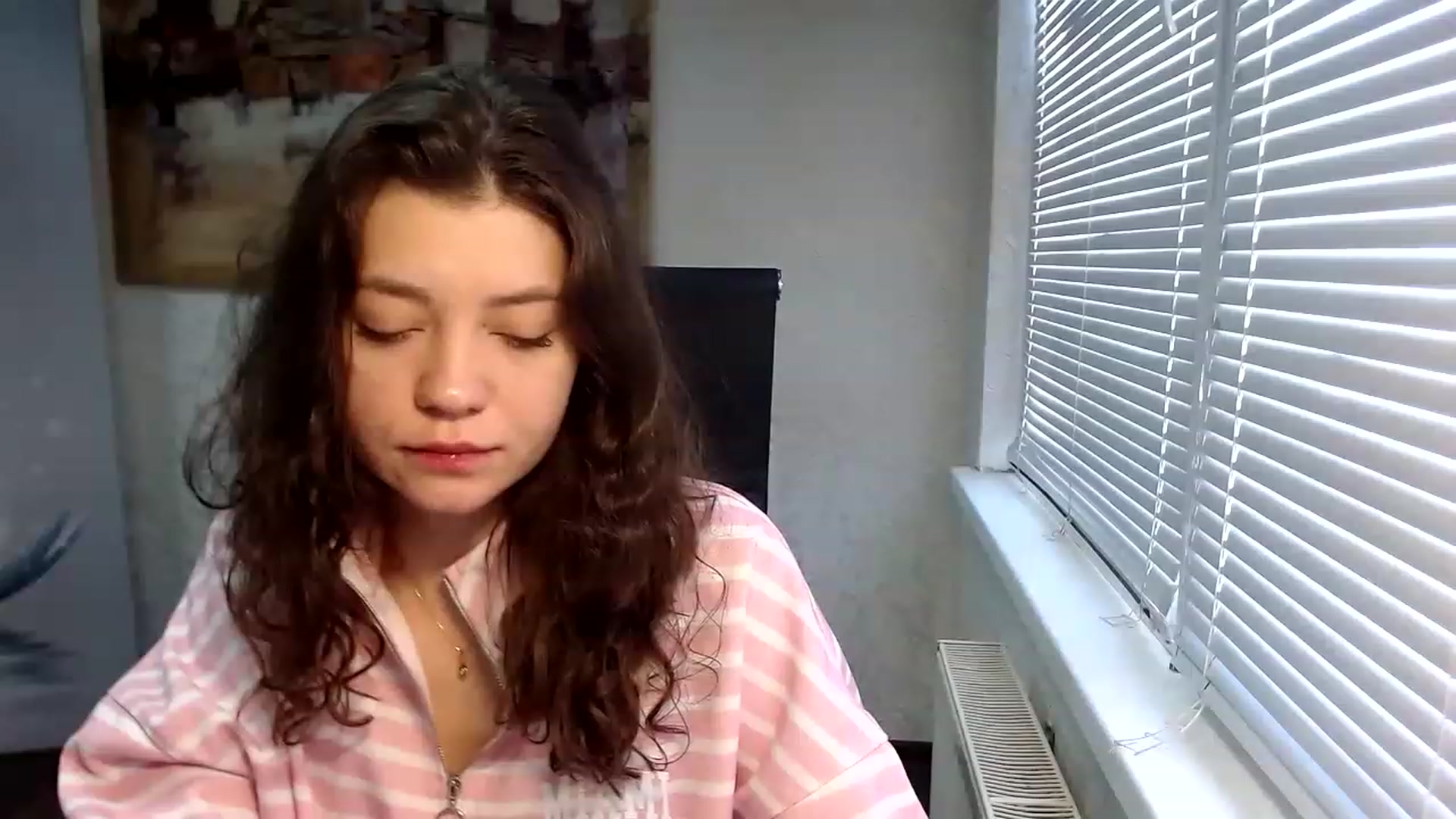 Gallery image thumbnail from SweetArinaA's myfreecams stream on, 03/19/2023, 12:00 image 3 of 20