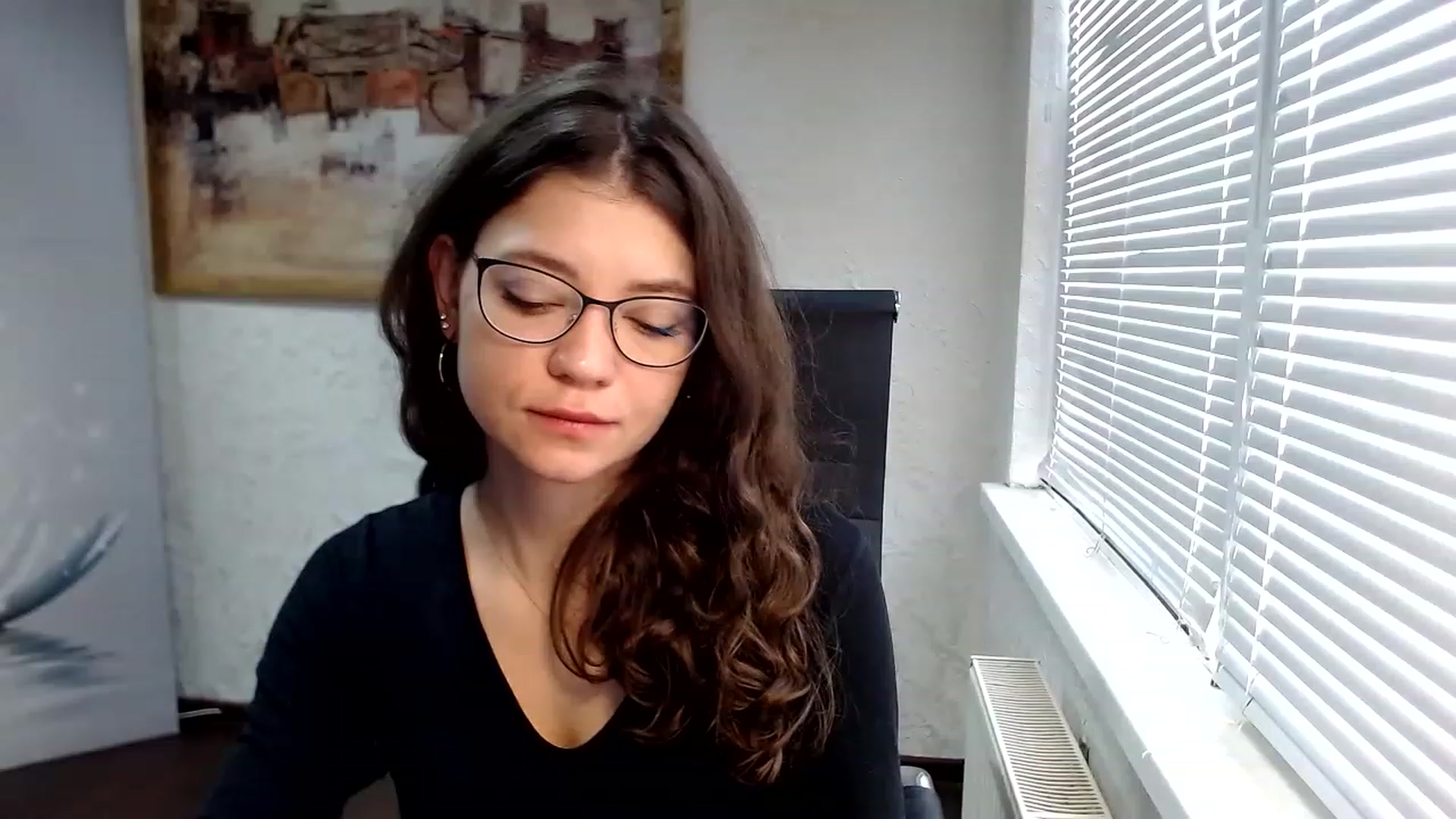 Gallery image thumbnail from SweetArinaA's myfreecams stream on, 03/26/2023, 11:46 image 12 of 20