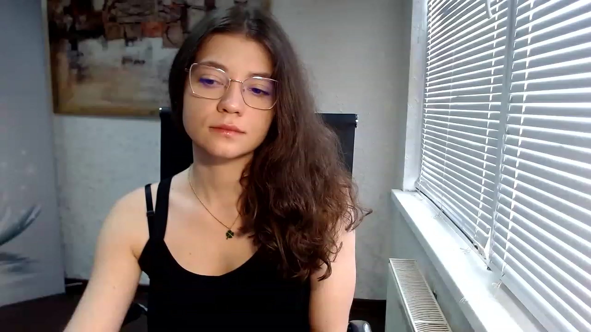 Gallery image thumbnail from SweetArinaA's myfreecams stream on, 04/06/2023, 09:31 image 3 of 20