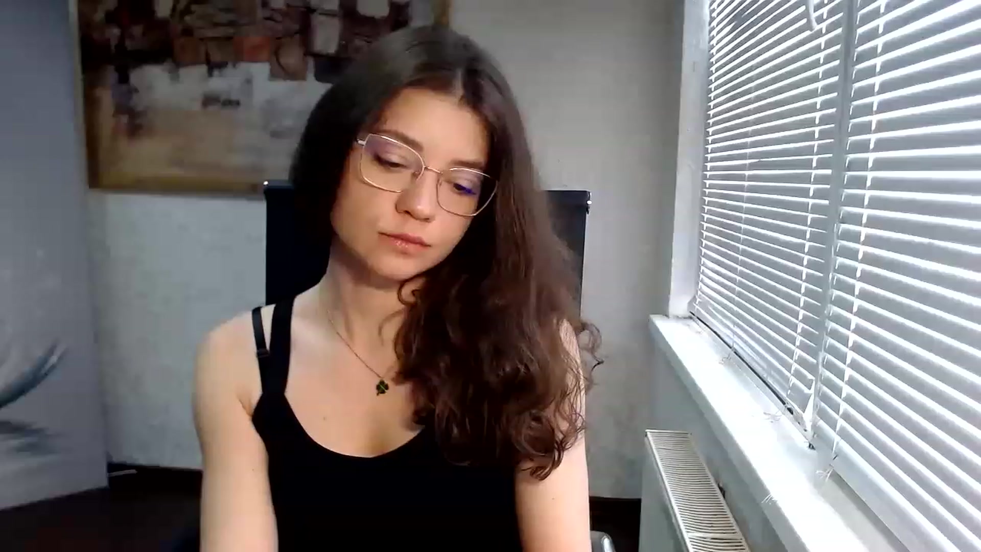 Gallery image thumbnail from SweetArinaA's myfreecams stream on, 04/06/2023, 09:31 image 4 of 20