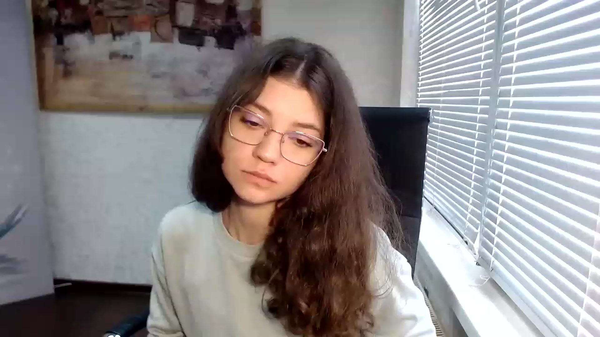 Gallery image thumbnail from SweetArinaA's myfreecams stream on, 04/08/2023, 12:20 image 7 of 20