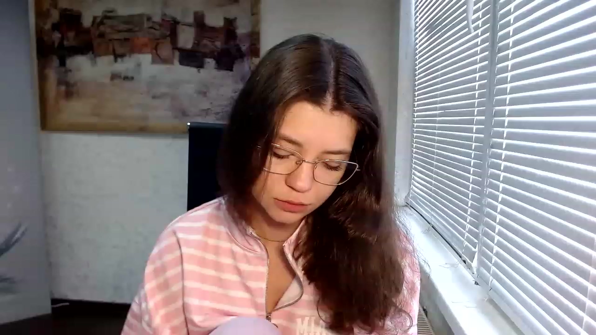 Gallery image thumbnail from SweetArinaA's myfreecams stream on, 04/09/2023, 13:35 image 3 of 20