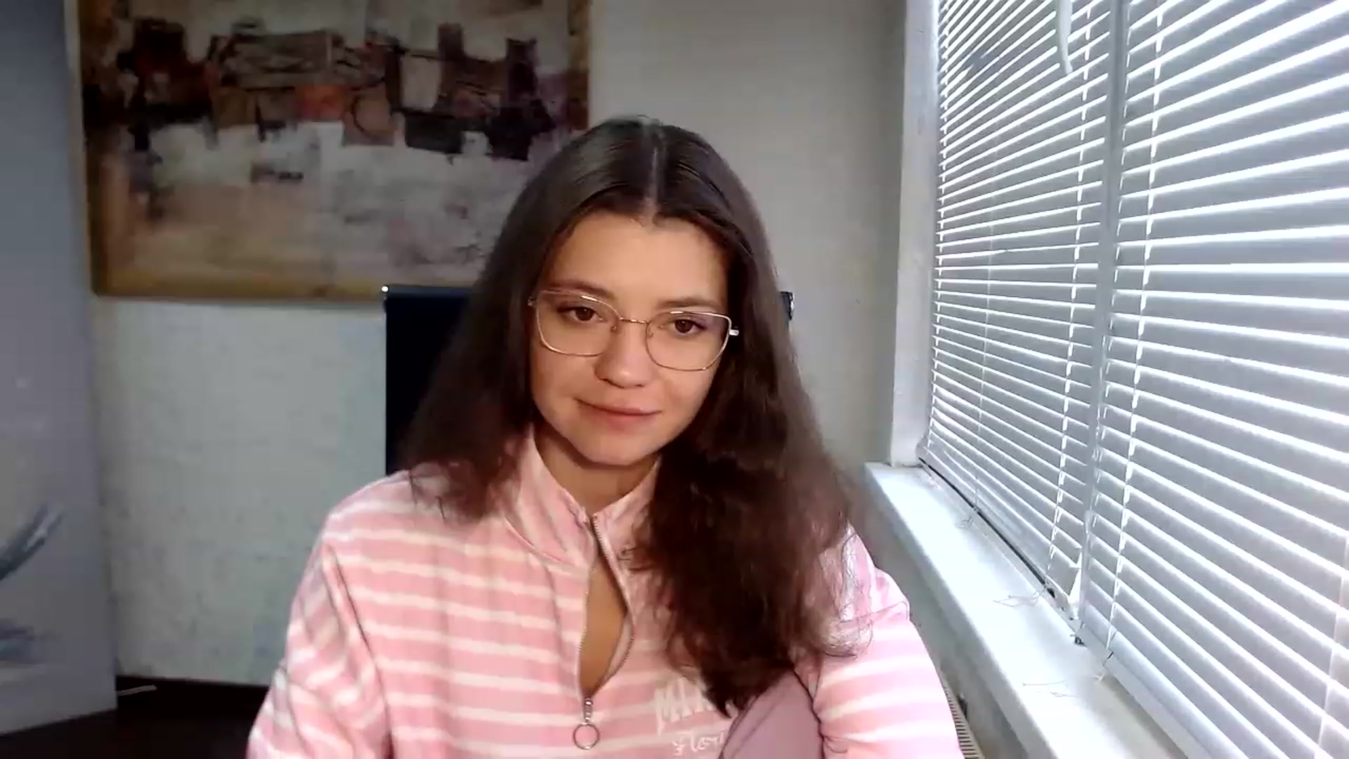Gallery image thumbnail from SweetArinaA's myfreecams stream on, 04/09/2023, 13:35 image 14 of 20