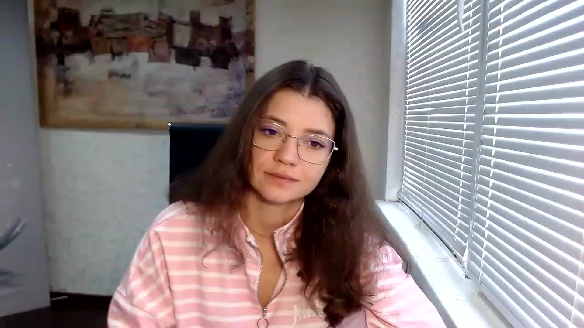 Gallery image thumbnail from SweetArinaA's myfreecams stream on, 04/09/2023, 13:35 image 18 of 20