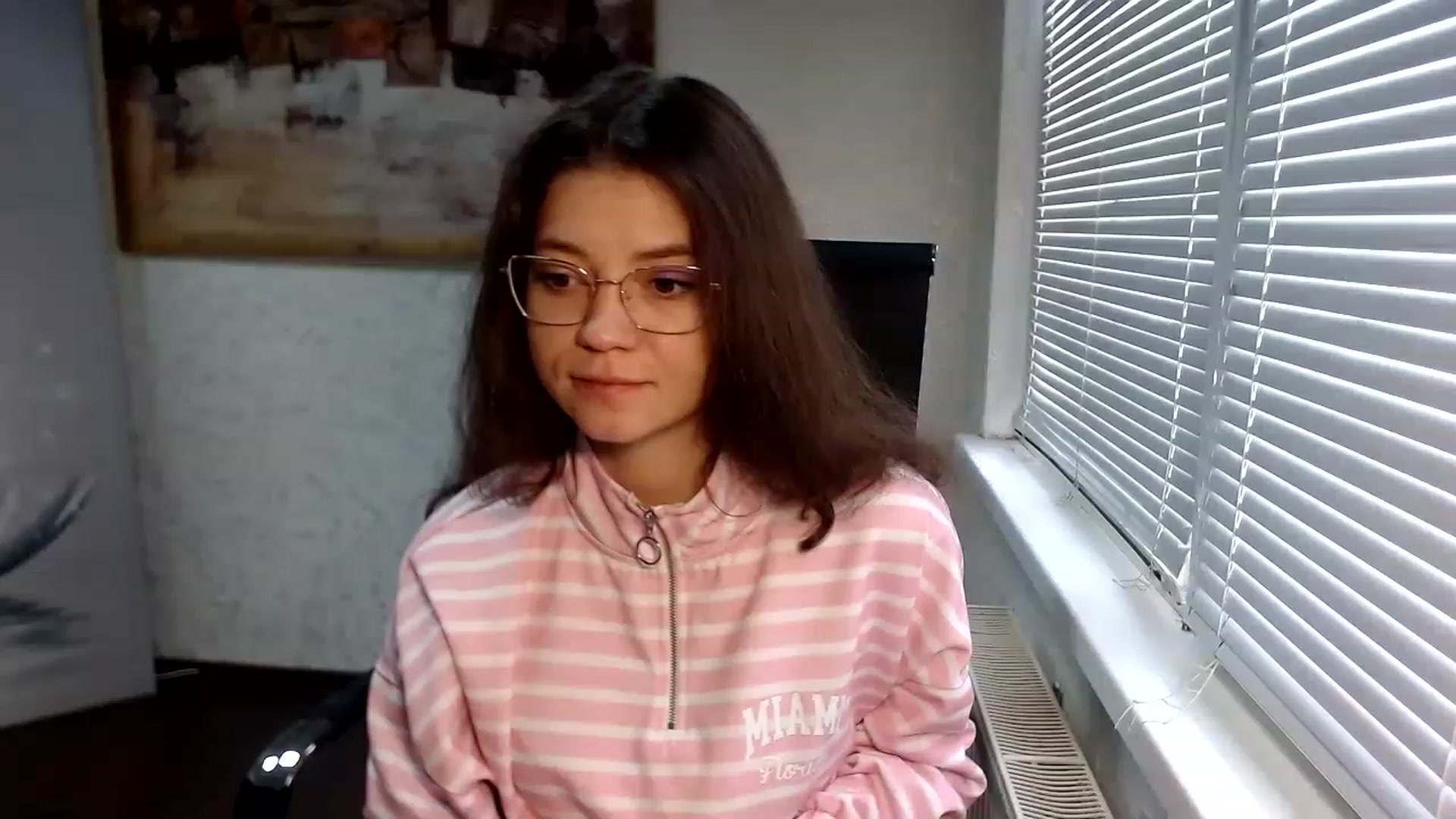 Gallery image thumbnail from SweetArinaA's myfreecams stream on, 04/14/2023, 07:53 image 15 of 20