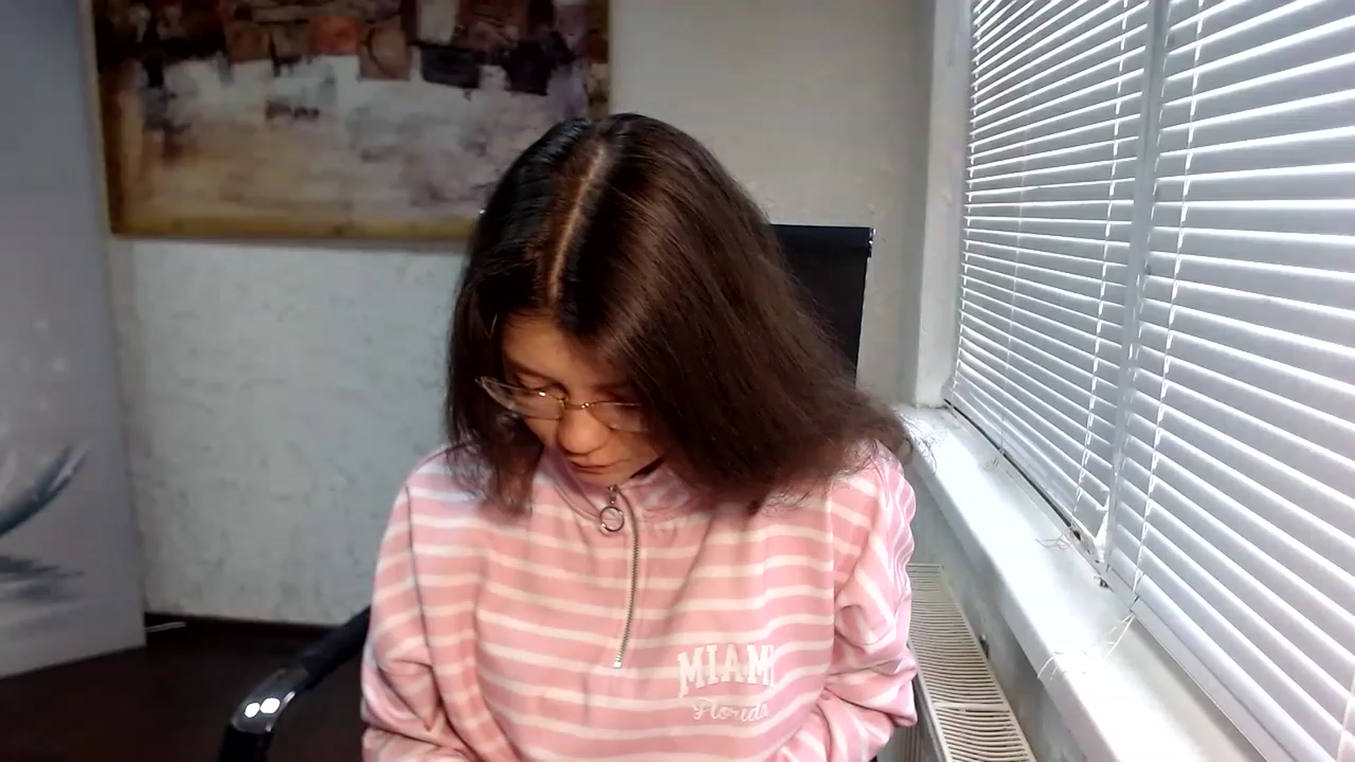 Gallery image thumbnail from SweetArinaA's myfreecams stream on, 04/14/2023, 07:53 image 14 of 20