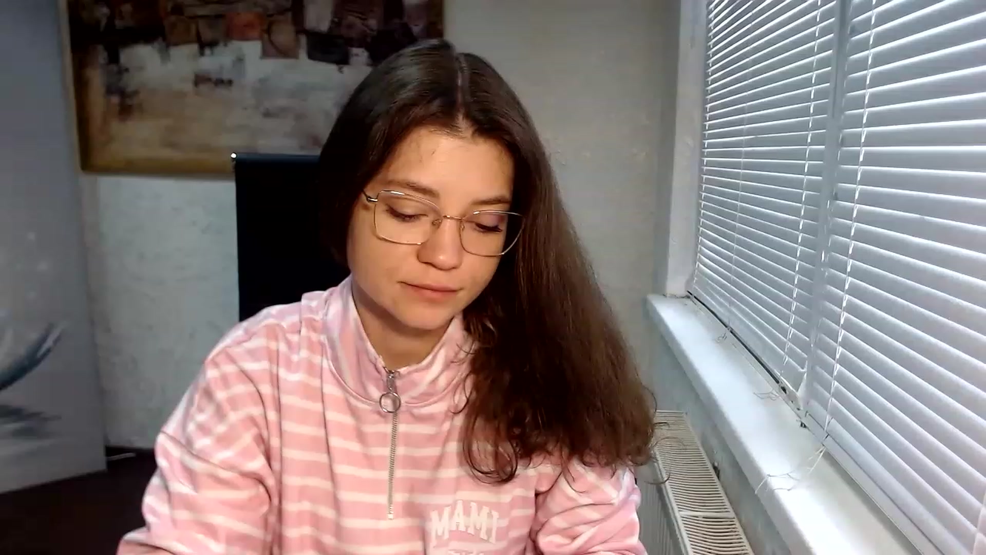 Gallery image thumbnail from SweetArinaA's myfreecams stream on, 04/14/2023, 07:53 image 8 of 20