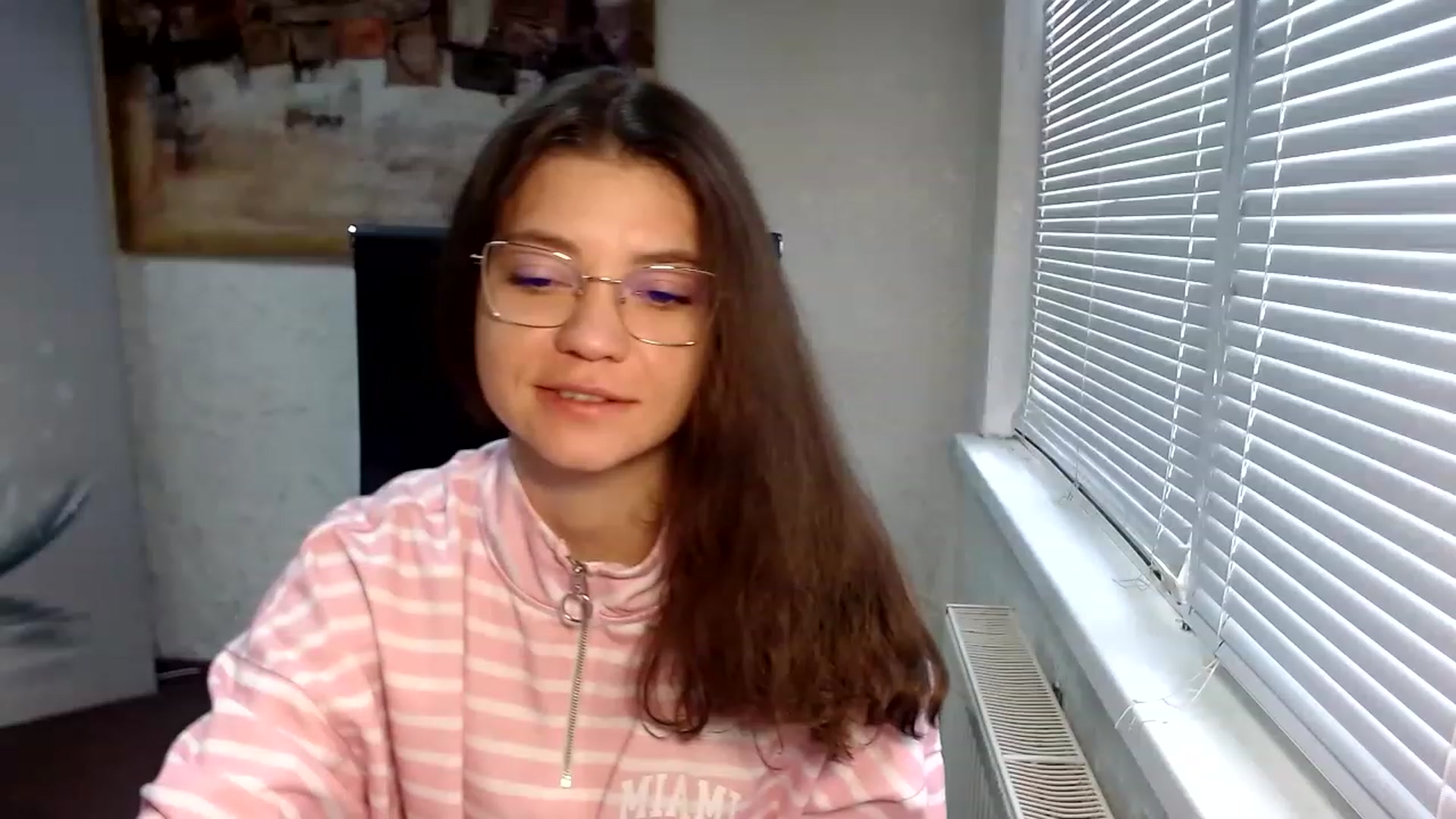 Gallery image thumbnail from SweetArinaA's myfreecams stream on, 04/14/2023, 07:53 image 9 of 20