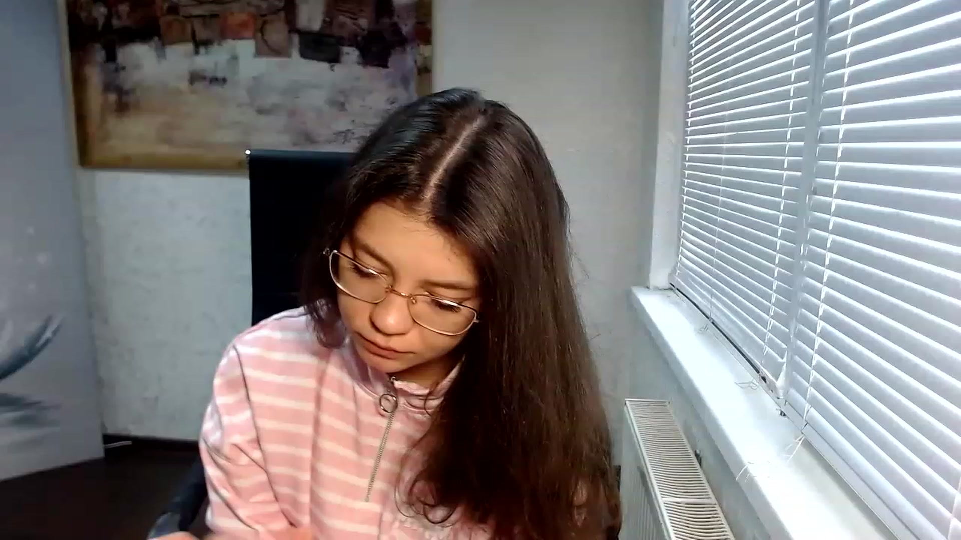 Gallery image thumbnail from SweetArinaA's myfreecams stream on, 04/14/2023, 07:53 image 12 of 20