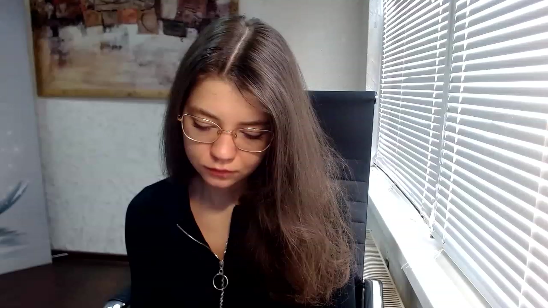 Gallery image thumbnail from SweetArinaA's myfreecams stream on, 04/19/2023, 09:08 image 1 of 20