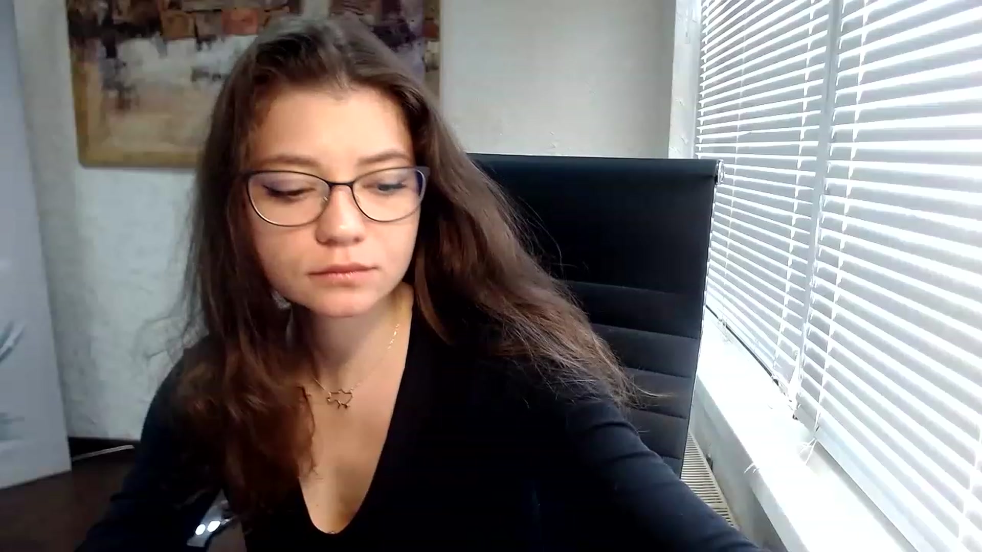 Gallery image thumbnail from SweetArinaA's myfreecams stream on, 04/26/2023, 12:18 image 3 of 20