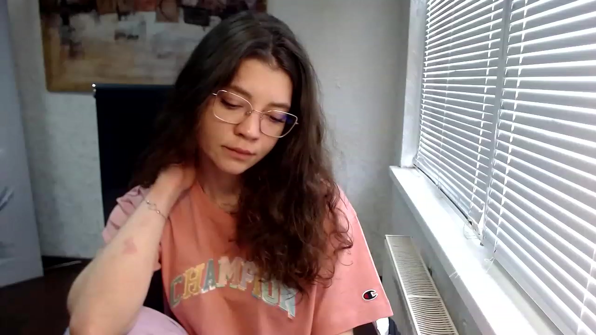 Gallery image thumbnail from SweetArinaA's myfreecams stream on, 04/28/2023, 09:27 image 16 of 20