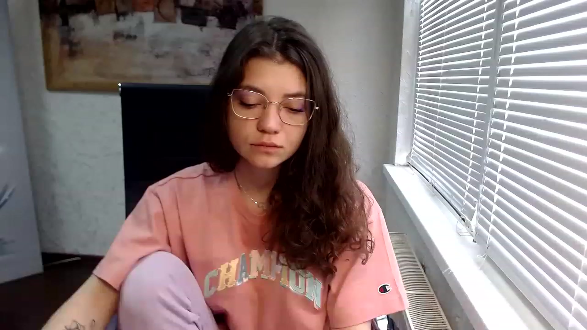 Gallery image thumbnail from SweetArinaA's myfreecams stream on, 04/28/2023, 09:27 image 6 of 20