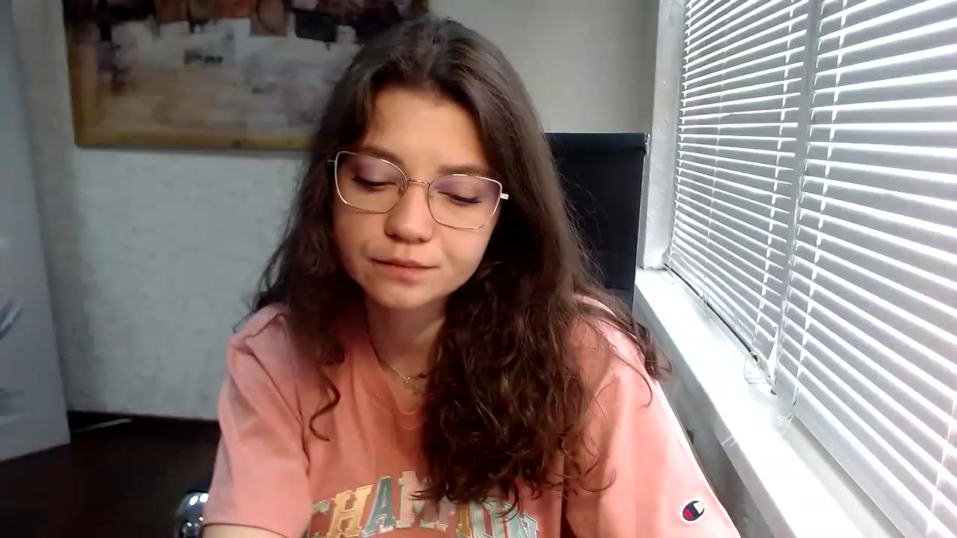 Gallery image thumbnail from SweetArinaA's myfreecams stream on, 04/28/2023, 10:34 image 4 of 20