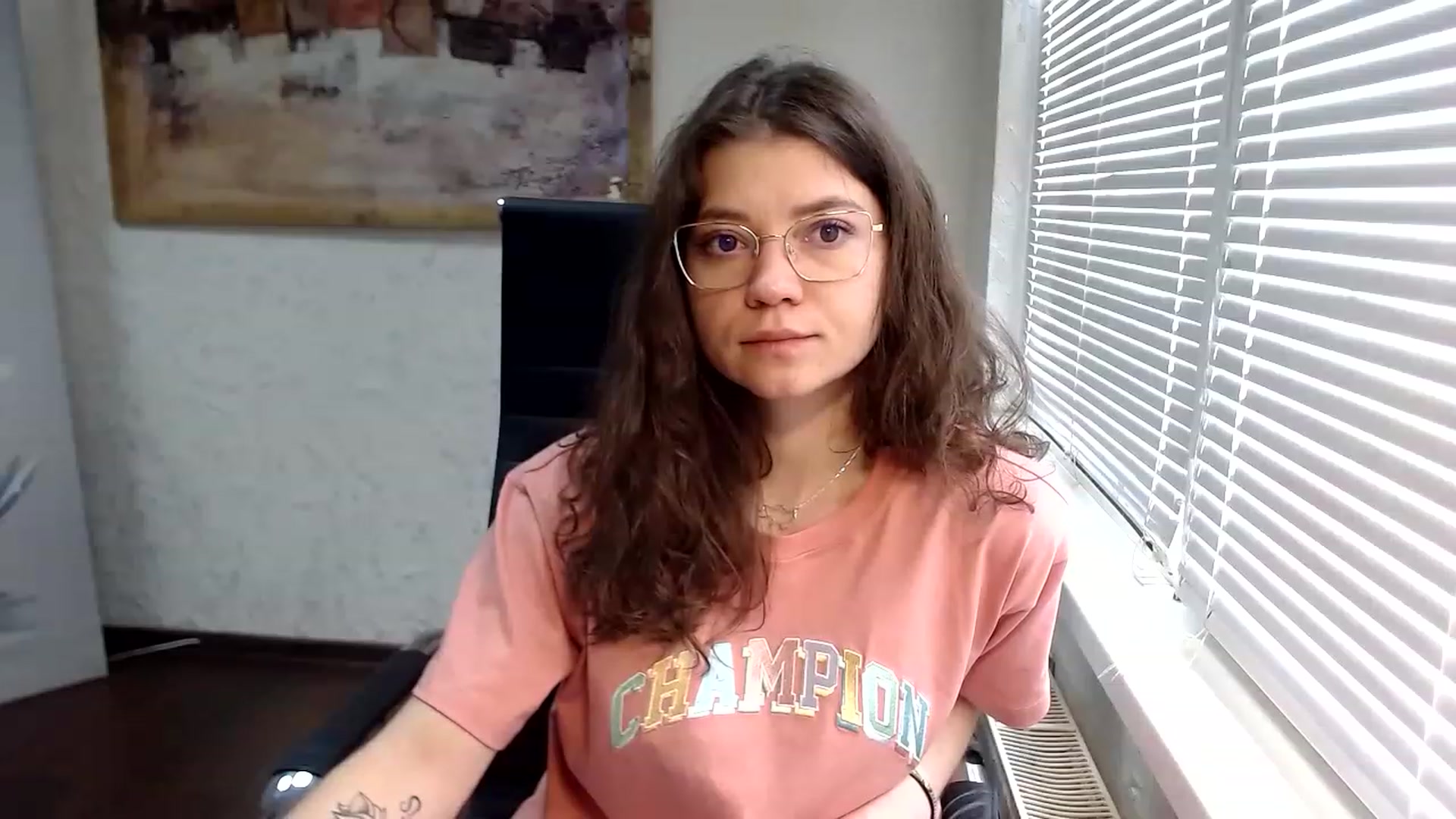 Gallery image thumbnail from SweetArinaA's myfreecams stream on, 04/28/2023, 10:34 image 17 of 20