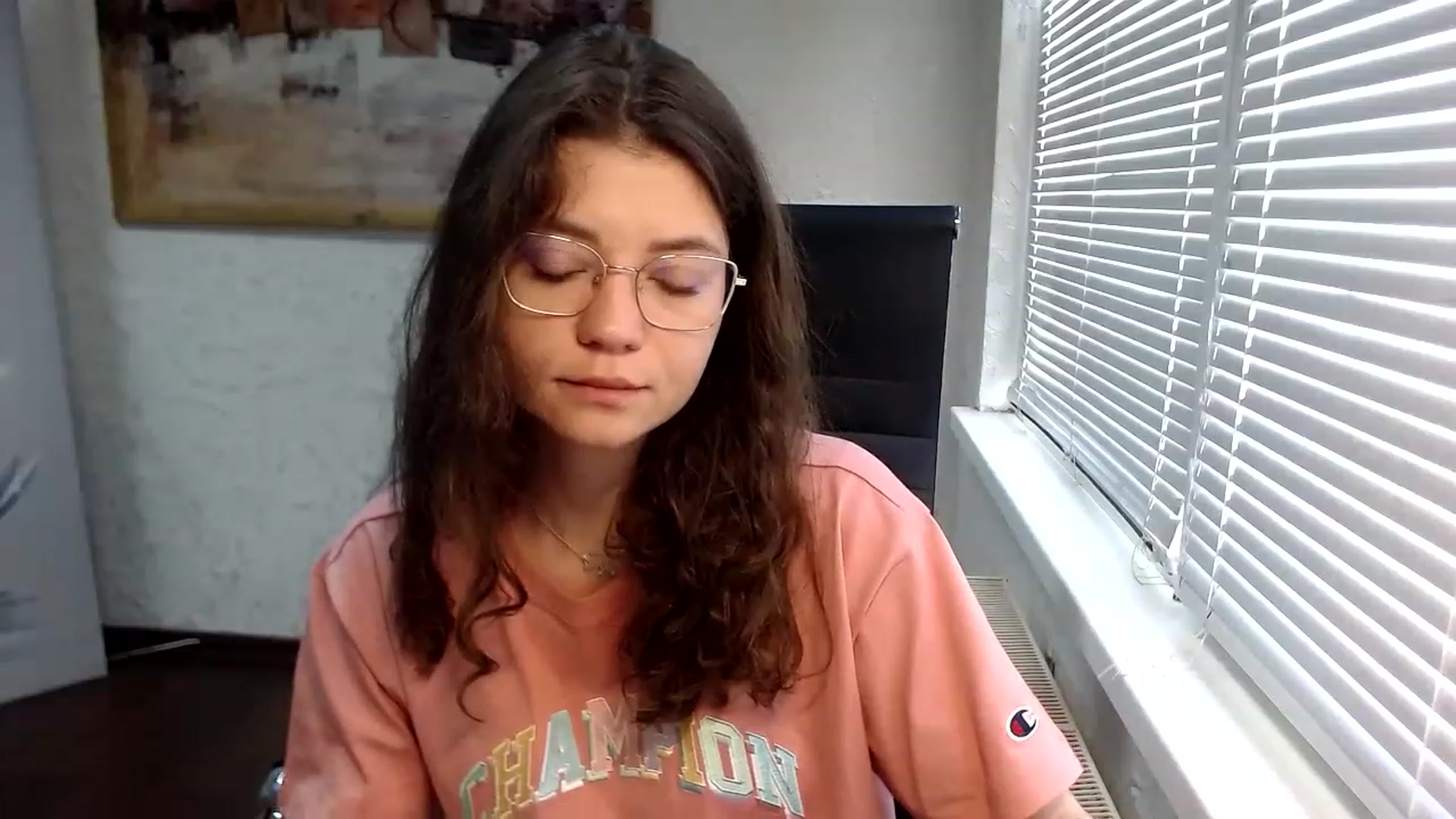 Gallery image thumbnail from SweetArinaA's myfreecams stream on, 04/28/2023, 10:34 image 7 of 20