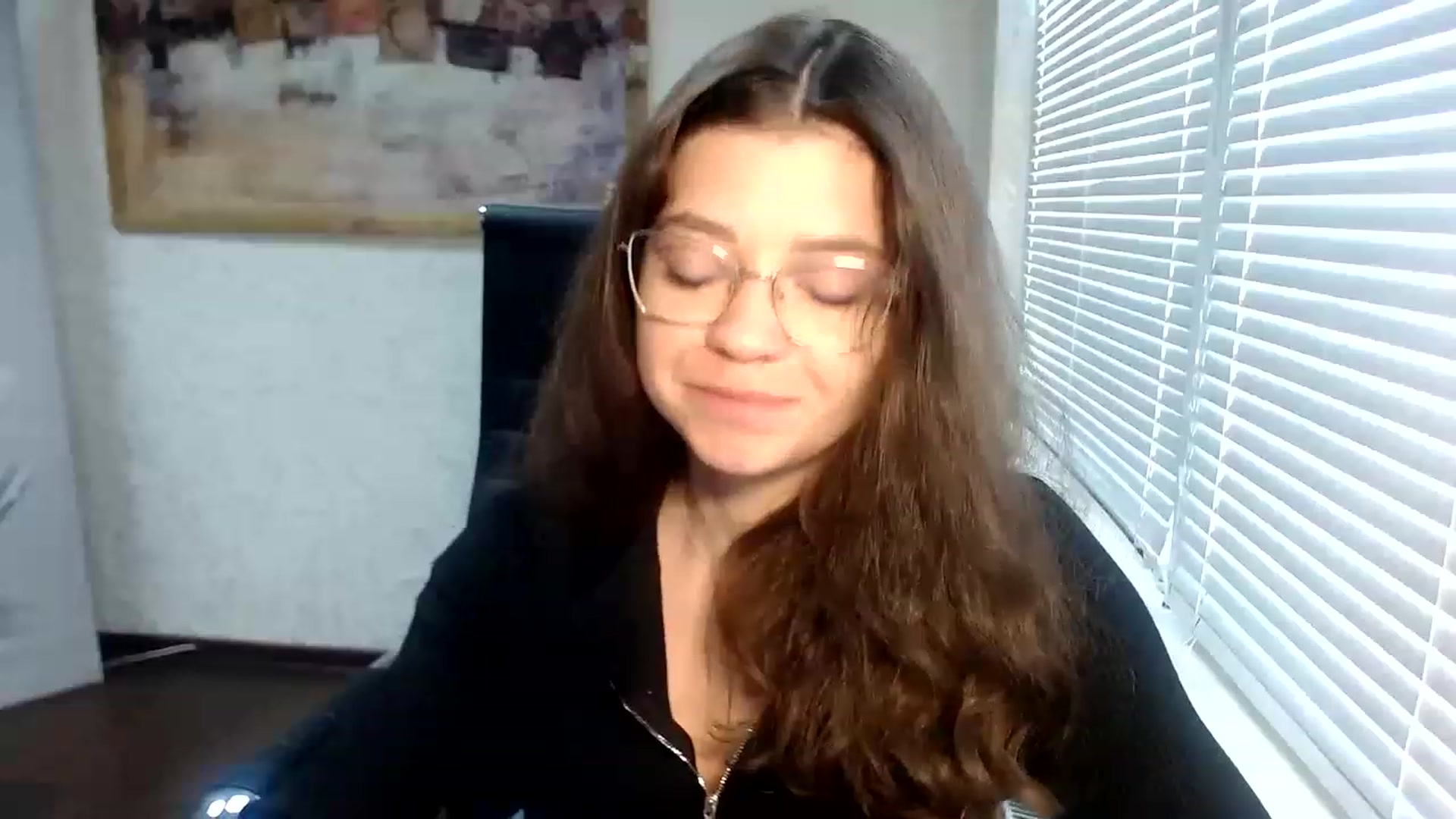 Gallery image thumbnail from SweetArinaA's myfreecams stream on, 04/29/2023, 14:16 image 3 of 20