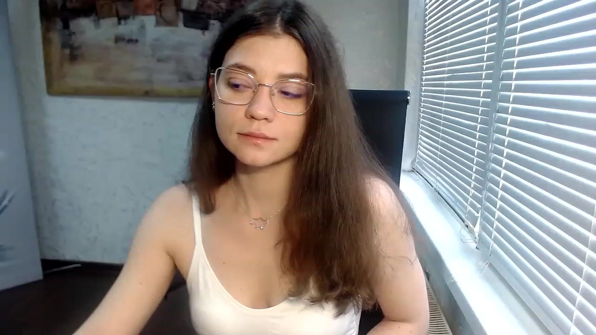 Gallery image thumbnail from SweetArinaA's myfreecams stream on, 04/30/2023, 12:06 image 15 of 20