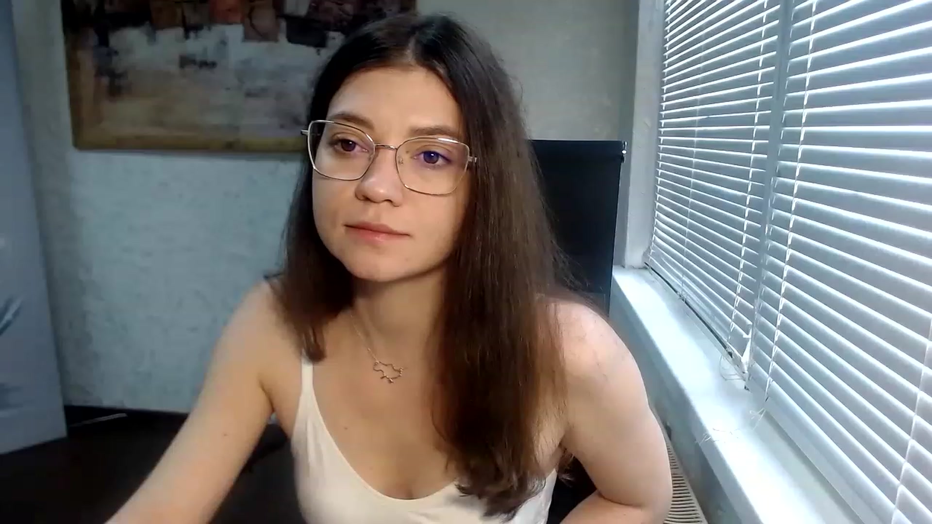 Gallery image thumbnail from SweetArinaA's myfreecams stream on, 04/30/2023, 12:06 image 17 of 20