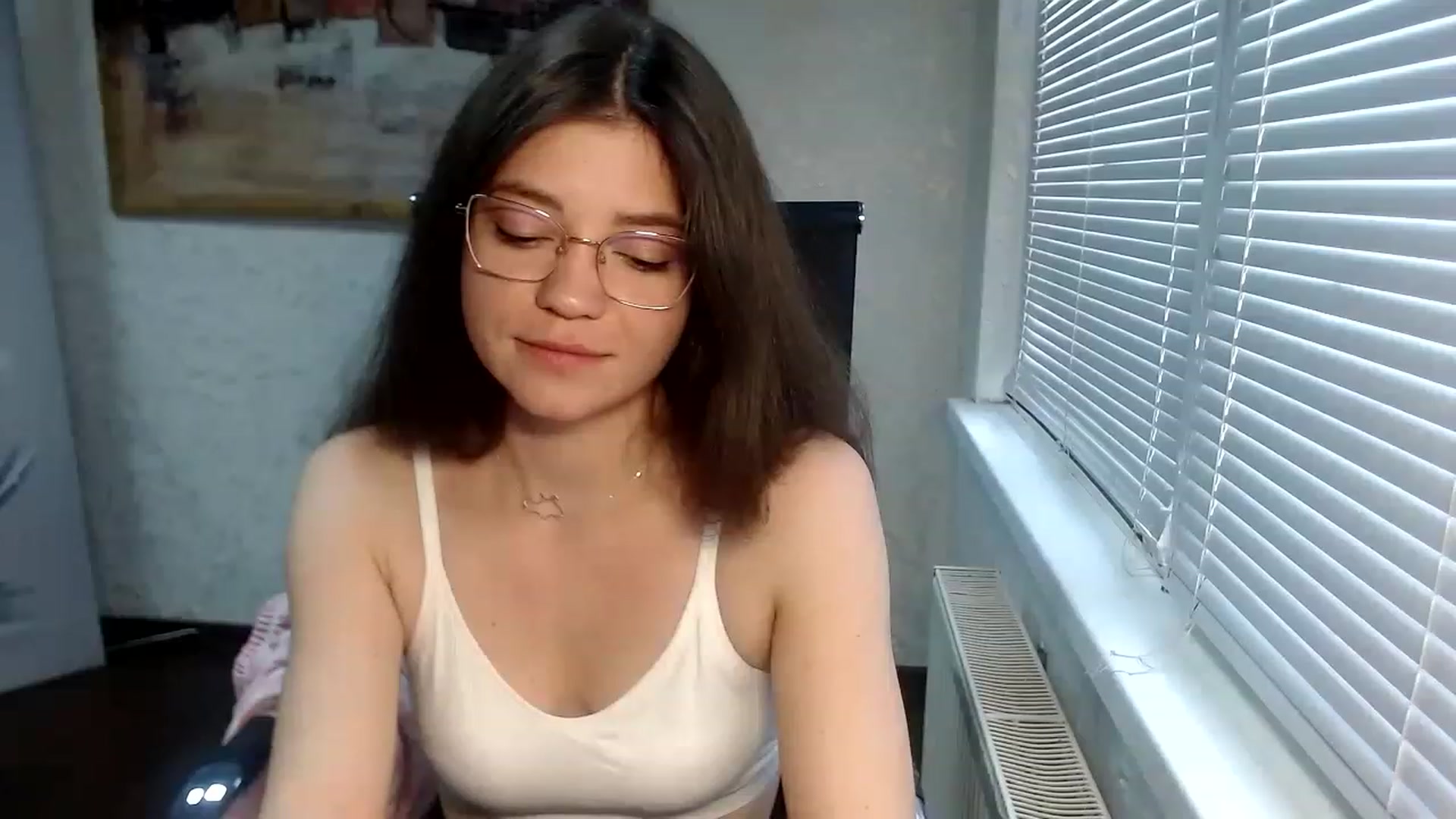 Gallery image thumbnail from SweetArinaA's myfreecams stream on, 04/30/2023, 14:15 image 7 of 20