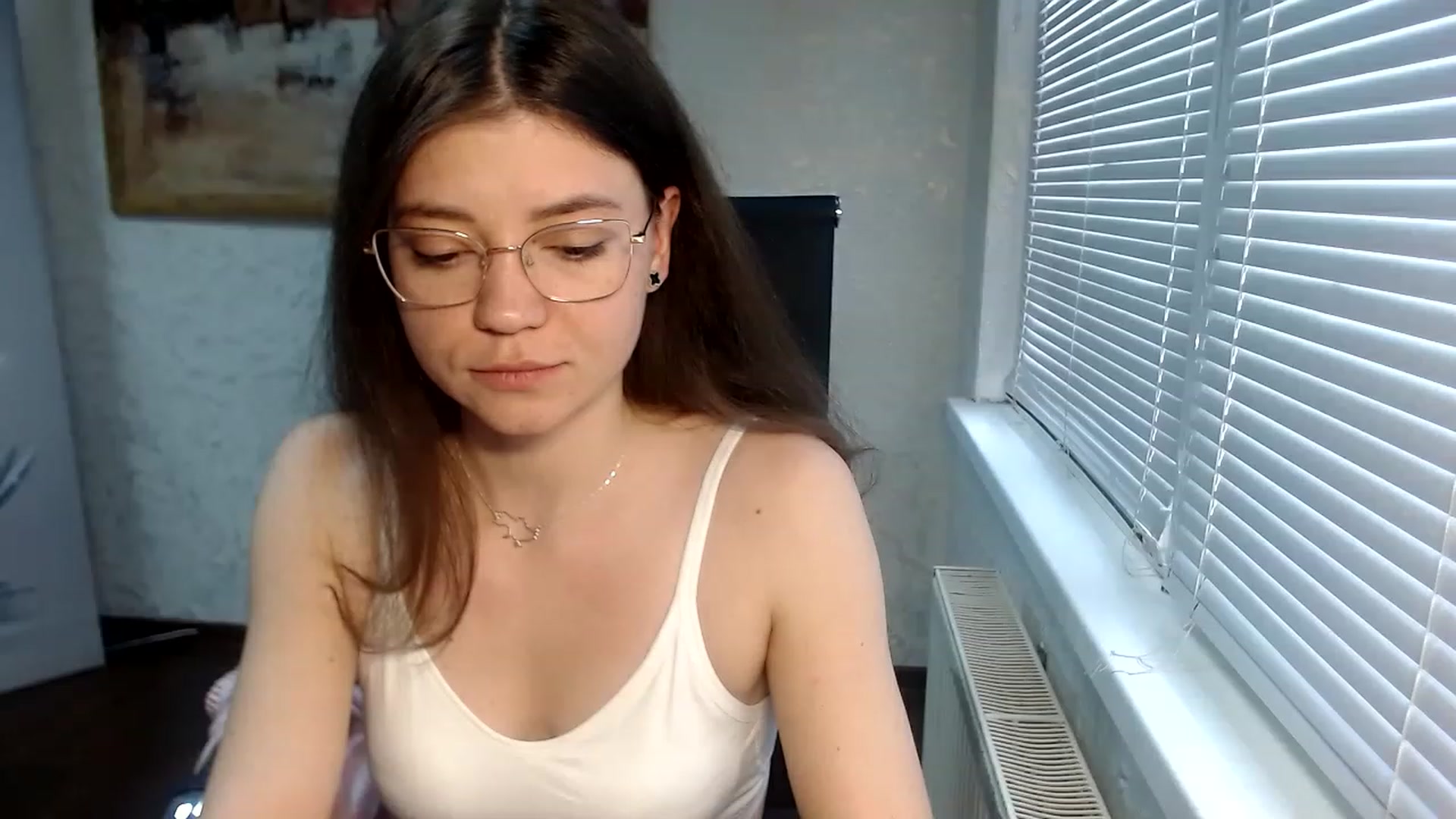 Gallery image thumbnail from SweetArinaA's myfreecams stream on, 04/30/2023, 14:15 image 11 of 20