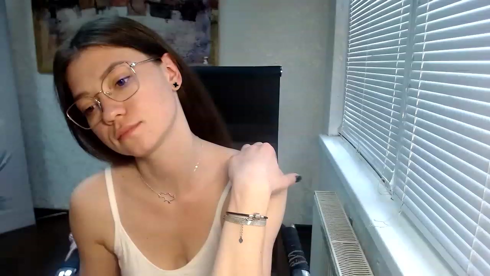 Gallery image thumbnail from SweetArinaA's myfreecams stream on, 04/30/2023, 14:15 image 14 of 20