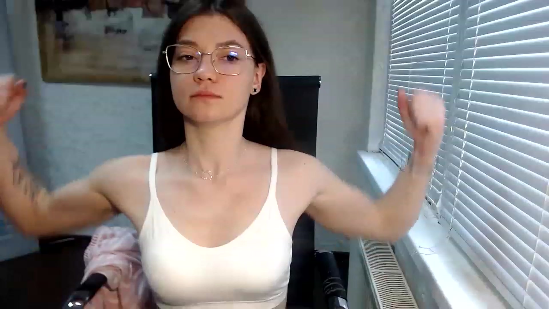 Gallery image thumbnail from SweetArinaA's myfreecams stream on, 04/30/2023, 14:15 image 8 of 20