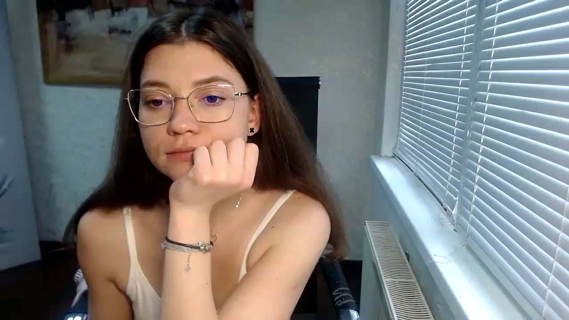 Gallery image thumbnail from SweetArinaA's myfreecams stream on, 04/30/2023, 14:15 image 18 of 20