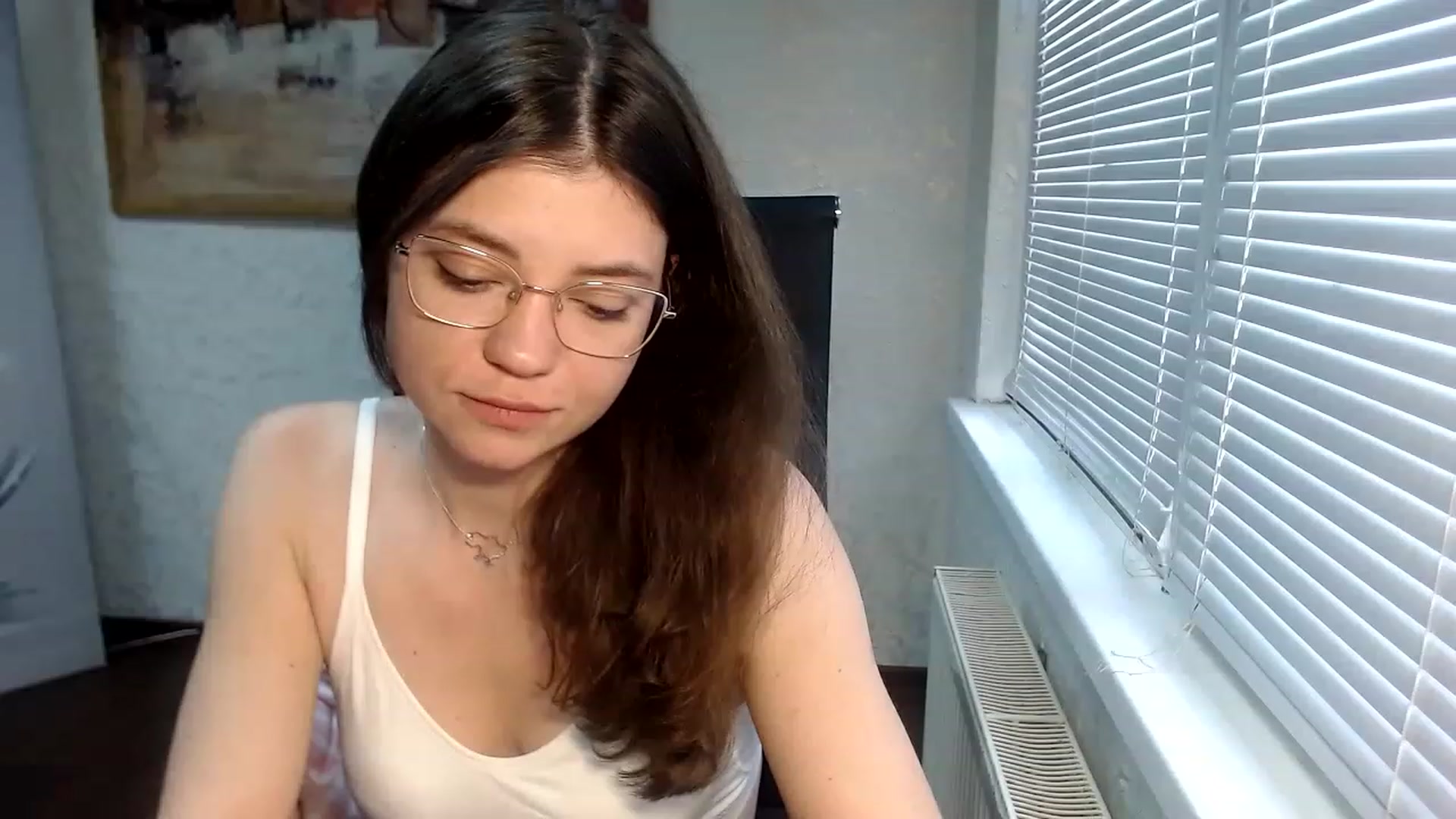 Gallery image thumbnail from SweetArinaA's myfreecams stream on, 04/30/2023, 14:15 image 13 of 20