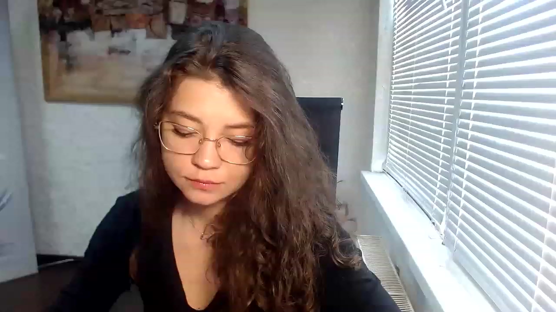 Gallery image thumbnail from SweetArinaA's myfreecams stream on, 05/04/2023, 10:32 image 6 of 20