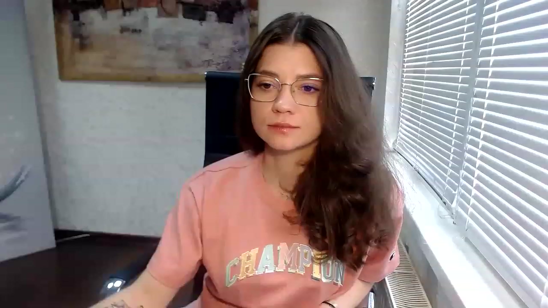 Gallery image thumbnail from SweetArinaA's myfreecams stream on, 05/05/2023, 08:53 image 13 of 20