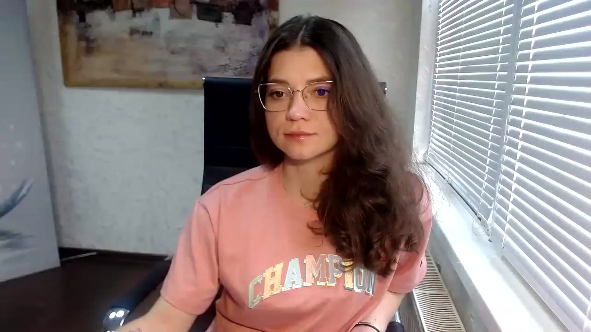 Gallery image thumbnail from SweetArinaA's myfreecams stream on, 05/05/2023, 08:53 image 14 of 20