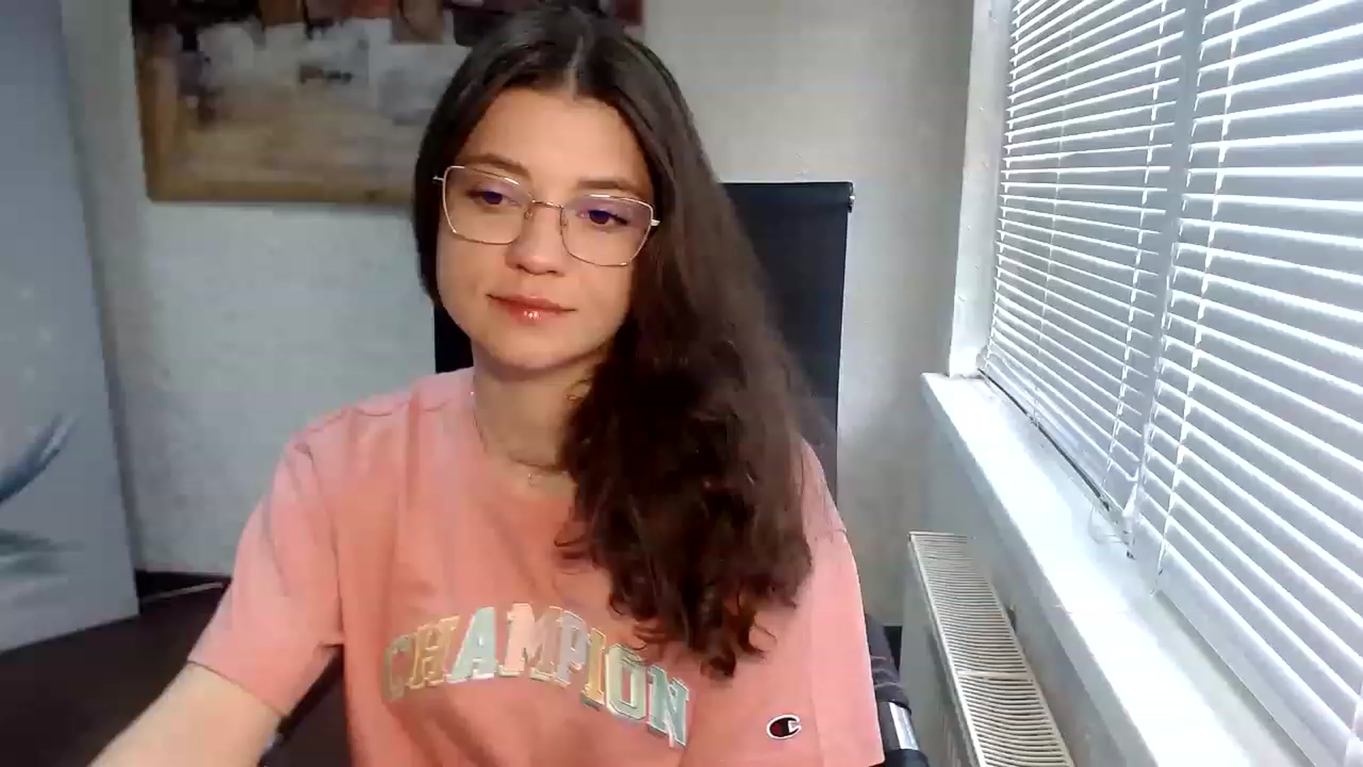 Gallery image thumbnail from SweetArinaA's myfreecams stream on, 05/05/2023, 08:53 image 7 of 20