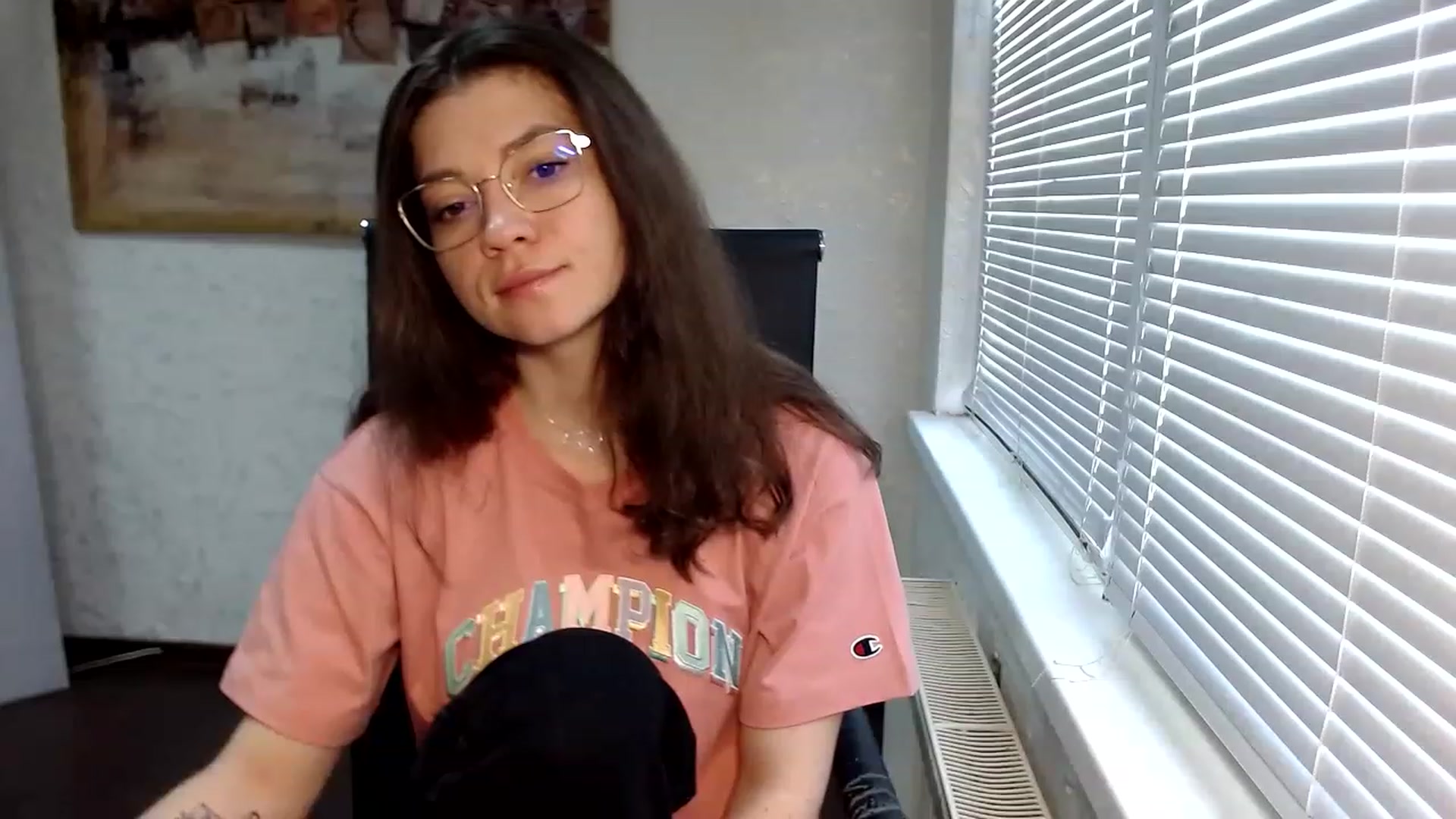 Gallery image thumbnail from SweetArinaA's myfreecams stream on, 05/14/2023, 10:10 image 17 of 20
