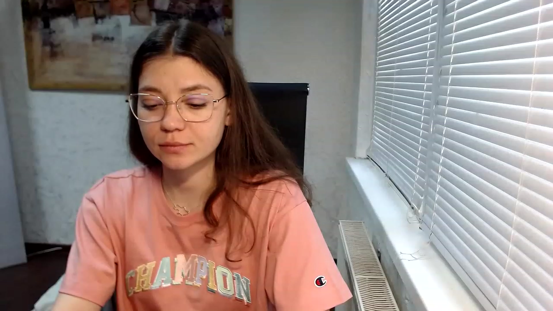 Gallery image thumbnail from SweetArinaA's myfreecams stream on, 05/14/2023, 16:29 image 17 of 20