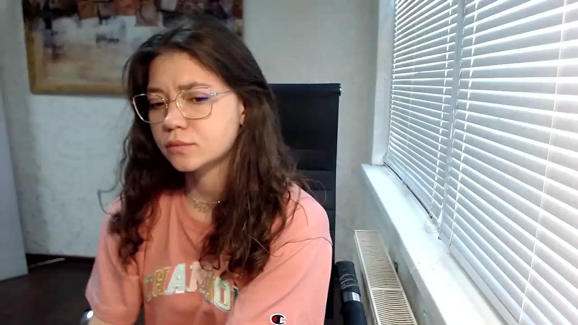 Gallery image thumbnail from SweetArinaA's myfreecams stream on, 05/15/2023, 13:05 image 1 of 20