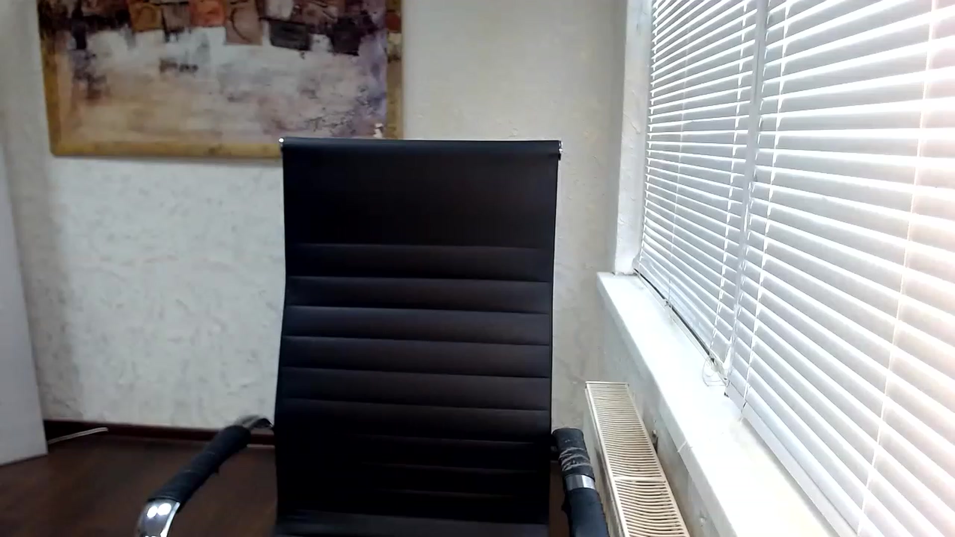 Gallery image thumbnail from SweetArinaA's myfreecams stream on, 05/15/2023, 13:05 image 15 of 20