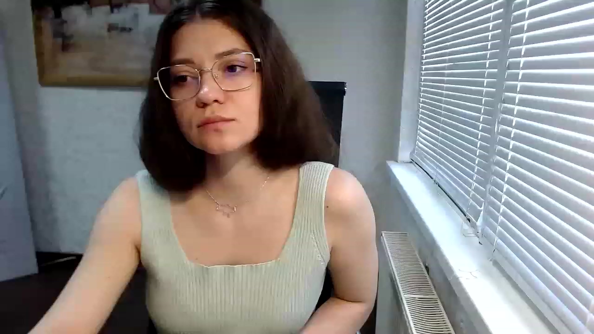 Gallery image thumbnail from SweetArinaA's myfreecams stream on, 05/18/2023, 10:05 image 1 of 20